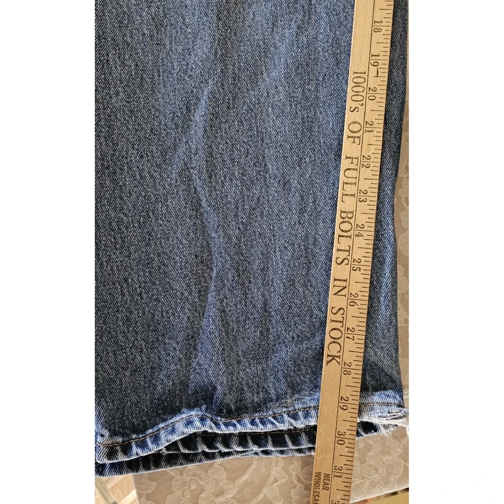 Levis 550 Relaxed Fit Straight Leg Jeans Mens Size 46x32 Blue Medium Wash Cotton